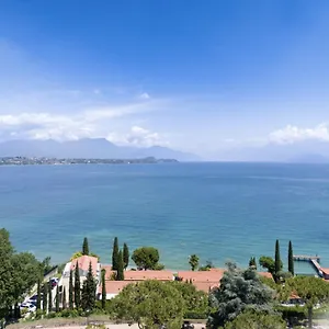 Hotiday Collection - Desenzano Aparthotel